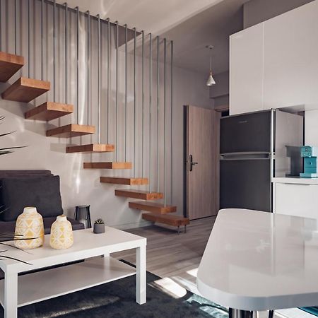 Different Apartments Янина Экстерьер фото