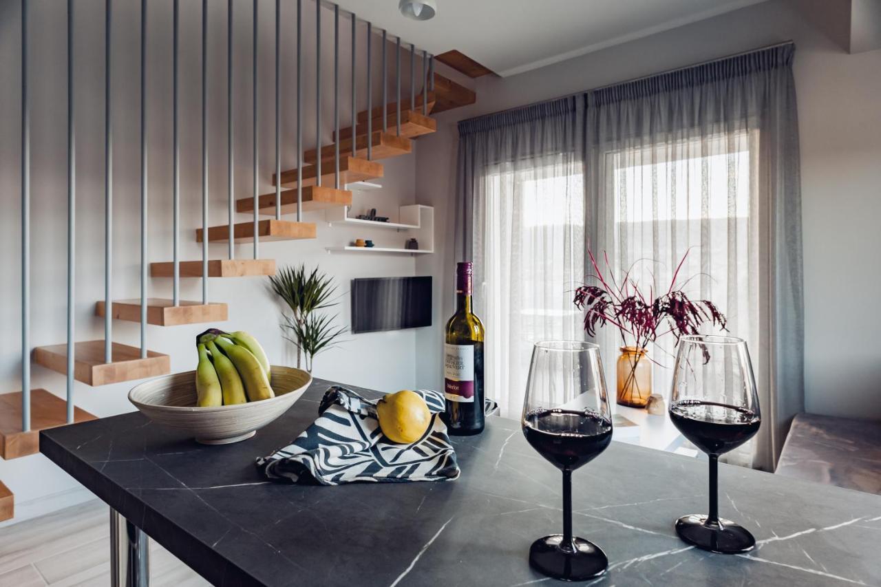 Different Apartments Янина Экстерьер фото