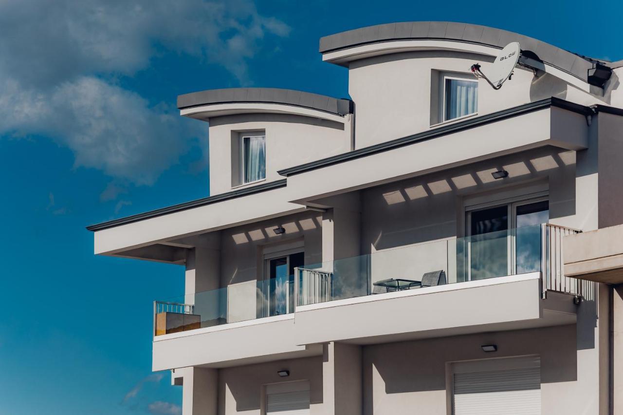 Different Apartments Янина Экстерьер фото