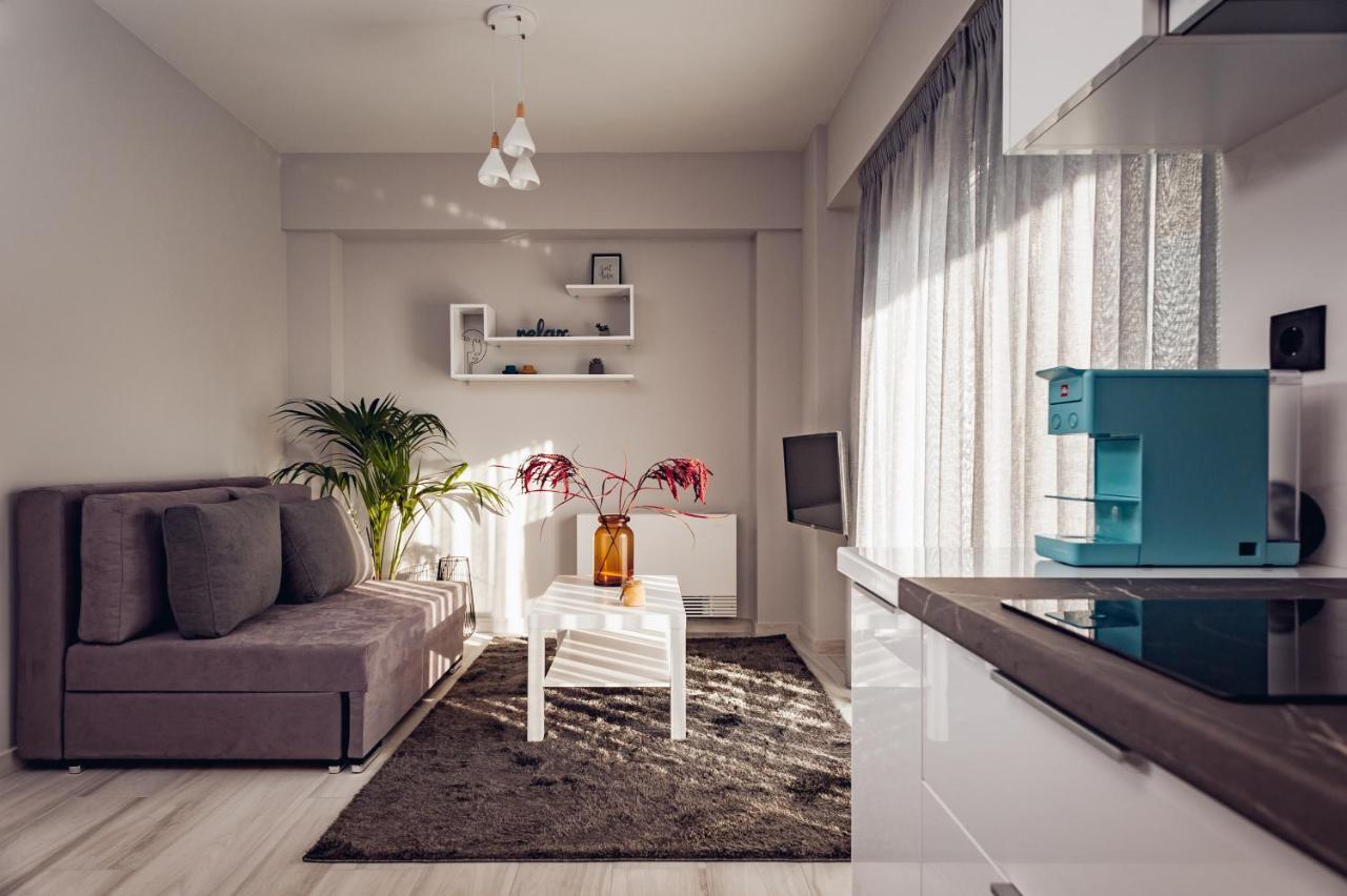 Different Apartments Янина Экстерьер фото