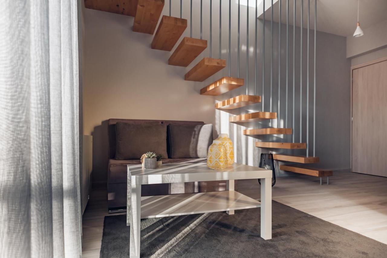 Different Apartments Янина Экстерьер фото